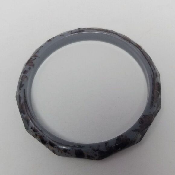 Vintage Gray and Black Marbeled and Faceted Bangle Bracelet, Retro Stacking - Picture 2 of 4